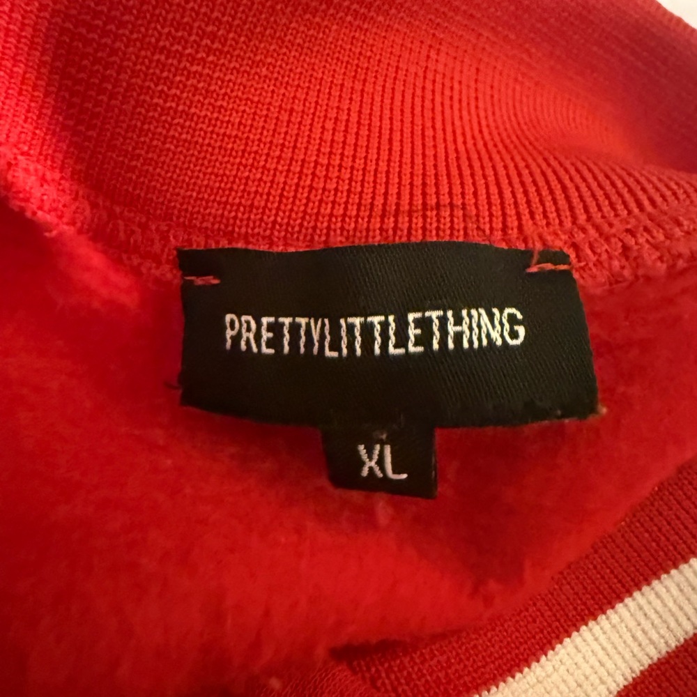 PrettyLittleThing Red Varsity Jacket with White Sleeves - Picture 5 of 8